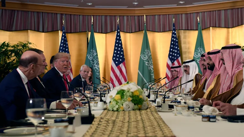 Trump, la o întâlnire cu prințul moștenitor al Arabiei Saudite, în cadrul summit-ului G20 de la Osaka, în iunie 2019/foto: Profimedia Images