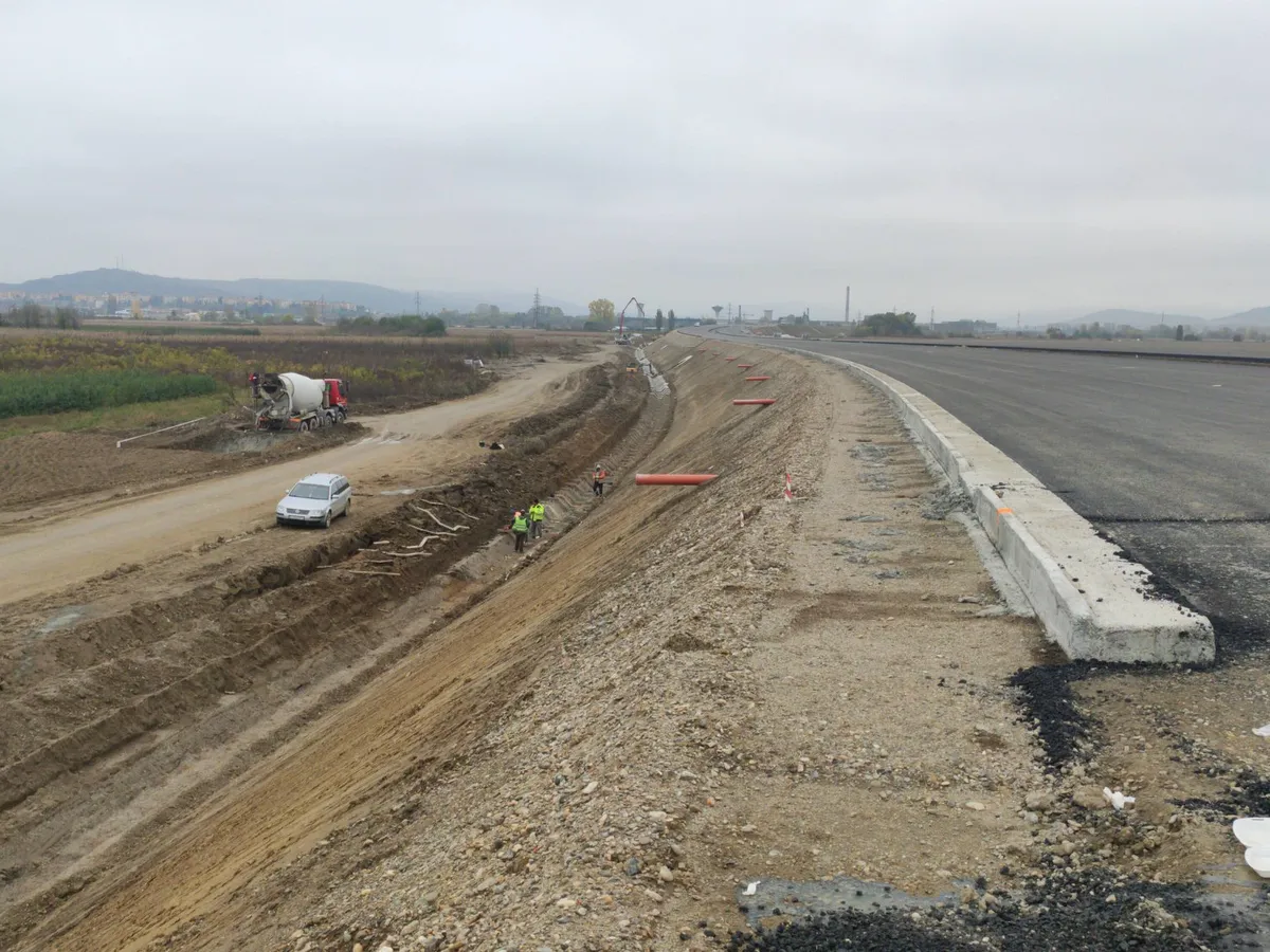 Autostrada Sebeș- Turda / Pro Infrastructura