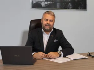 Directorul INCERTRANS şi-a redus din proprie iniţiativă salariul. Cât era şi cât a rămas? - Foto: INCERTRANS