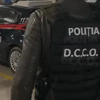 Migranții din Asia plătesc 10.000 de euro pentru a munci în Europa. A fost descoperită o rețea Foto: Politia Romana