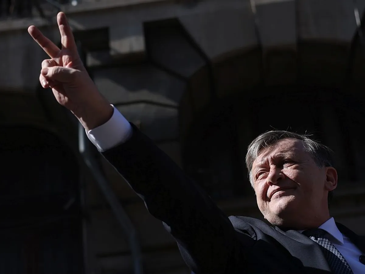Crin Antonescu spune că Klaus Iohannis a fost "slab, nepregătit şi dăunător pentru România" - Foto: INQUAM PHOTOS/George Călin