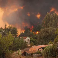 „Gătiți de vii”. Incendiile din Europa lovesc localnicii dar și turismul. Unde s-au făcut evacuări - Foto: Profimedia Images (imagine cu rol ilustrativ)