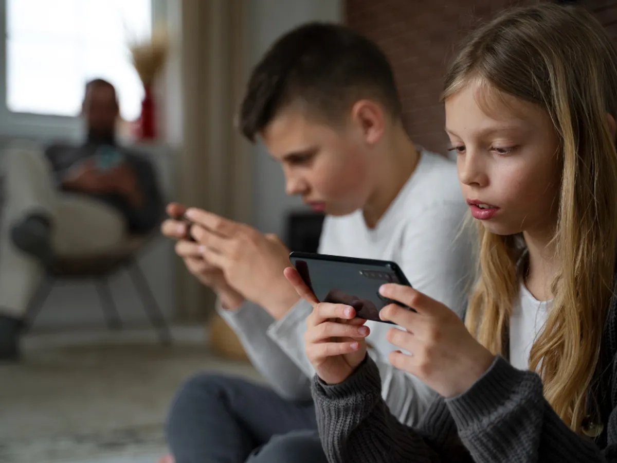 Danemarca interzice accesul la rețelele sociale pentru oricare persoană sun 15 ani