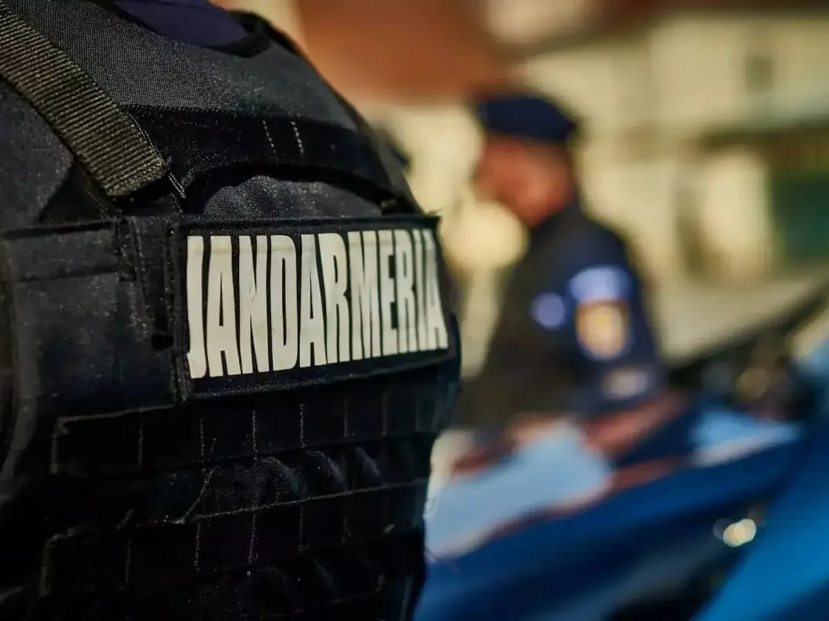 Jandarm de la Brigada Specială prins cu droguri în mașină. S-ar fi ocupat cu vânzarea de stupefiante - Foto: Libertatea / imagine cu caracter ilustrativ