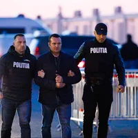 Cătălin Cherecheş a fost adus în România sub escortă. E condamnat la cinci ani de închisoare - Foto: INQUAM Photos/ Cornel Putan/ Imagine cu caracter ilustrativ