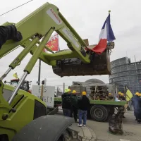 FOTO Ursula von der Leyen, învinsă de fermieri, la Bruxelles. La ce măsură "toxică" a renunțat - Foto: INQUAM PHOTOS / Octav Ganea