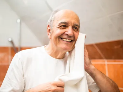 Câte dușuri e recomandat sa faci vara după ce ieși pensie? Avertismentul medicilor: Pot face rău - Foto: Profimedia images