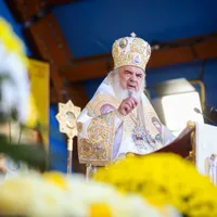 Papa, vaccinat cu doza 3. Patriarhul, nevaccinat: să ne rugăm Sfântului Dimitrie să treacă pandemia / basilica.ro
