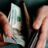 Guvernul taie facilităţile. Dispare TVA 5% - Foto: Pexels/Karolina Grabowska