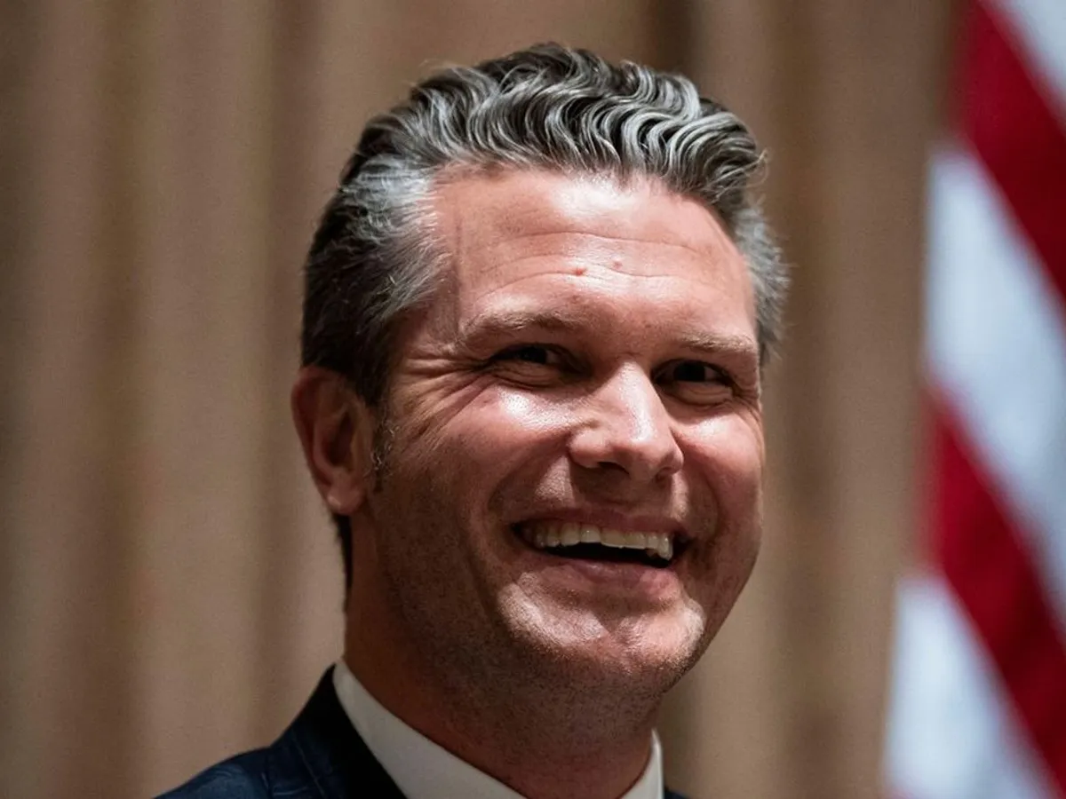 Pete Hegseth, secretarul american al Apărării, în timpul unui prânz cu Donald Trump și Jonas Gahr Store, prim-ministrul Norvegiei - Foto: Profimedia Images