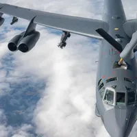 Bombardierele americane B-52 au zburat alături de F-16 ale României. Pregătim lovituri de precizie - Foto: Profimedia Images - Foto: Profimedia Images