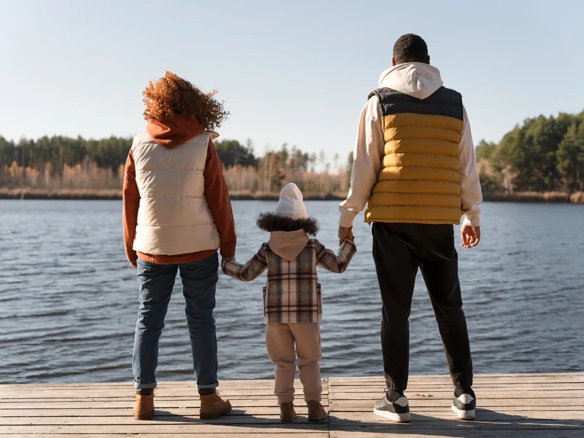 Familie - Foto: Magnific (Imagine cu rol ilustrativ)