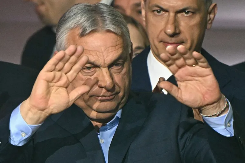 Viktor Orban, &icirc;n miting electoral, &icirc;n timpul alegerilor pe care le-a pierdut - Foto: Profimedia Images