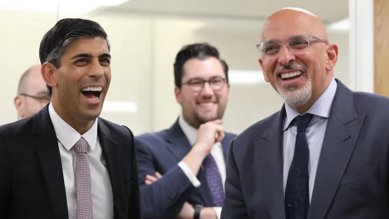 Prim-ministrul britanic Rishi Sunak şi Nadhim Zahawi - Foto: FACEBOOK