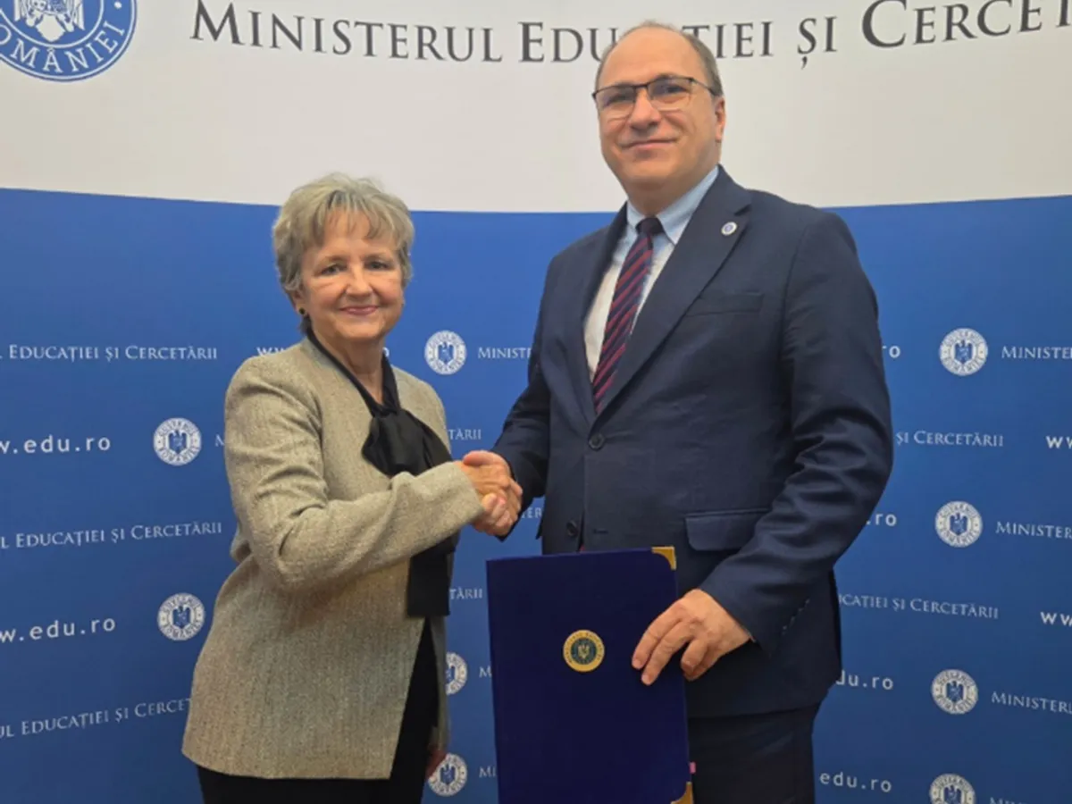 Lisa Choate, președinta și directoarea executivă a American Councils și Mihai Dimian, ministrul Educației Foto: Instagram