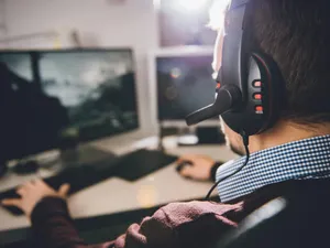 Un adolescent spaniol, internat două luni pentru dependenţă de jocul video Fortnite / Medical News