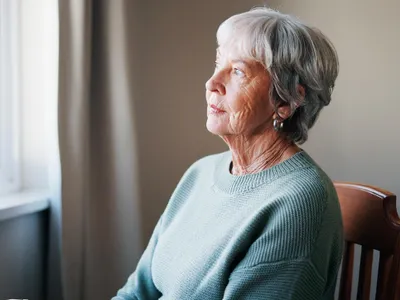 Pensionară la pensie - Foto: Freepik