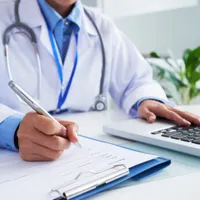 Medic - Foto: Magnific.com (Imagine cu rol ilustrativ)