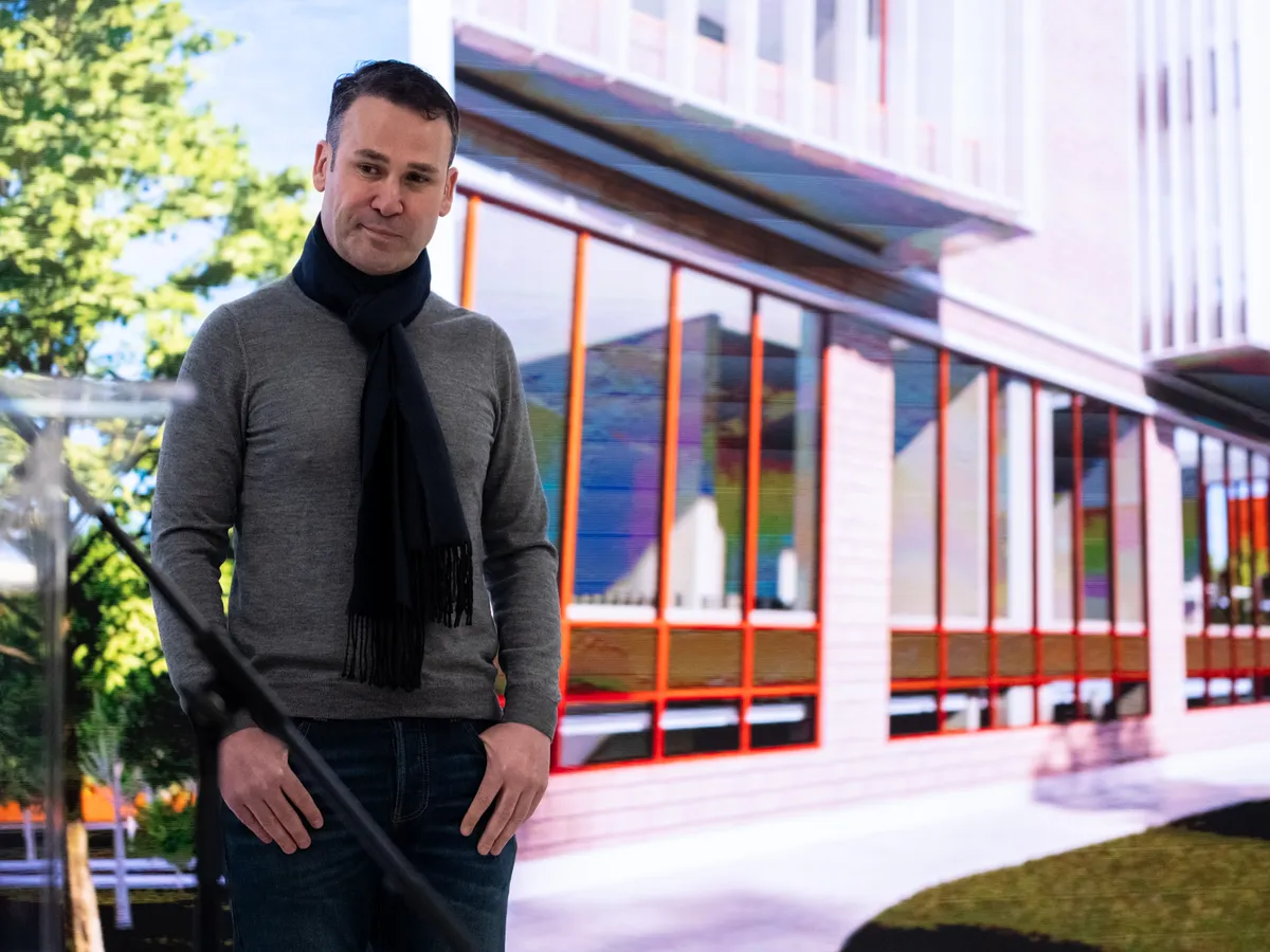 Averea uriașă a primarului Negoiță: 25 de terenuri, 4 case și 50.000.000€ datorii la ANAF. „Călcat” de DNA