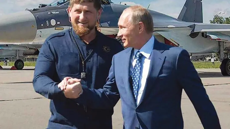 Ramzan Kadîrov, notoriu lider cecen, a contribuit cu o armată la războiul prietenului Putin din Ucraina - Foto: Profimedia Images