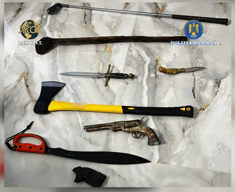 Arme folosite la infracțiuni - Foto: Poliția Rom&acirc;nă DIICOT