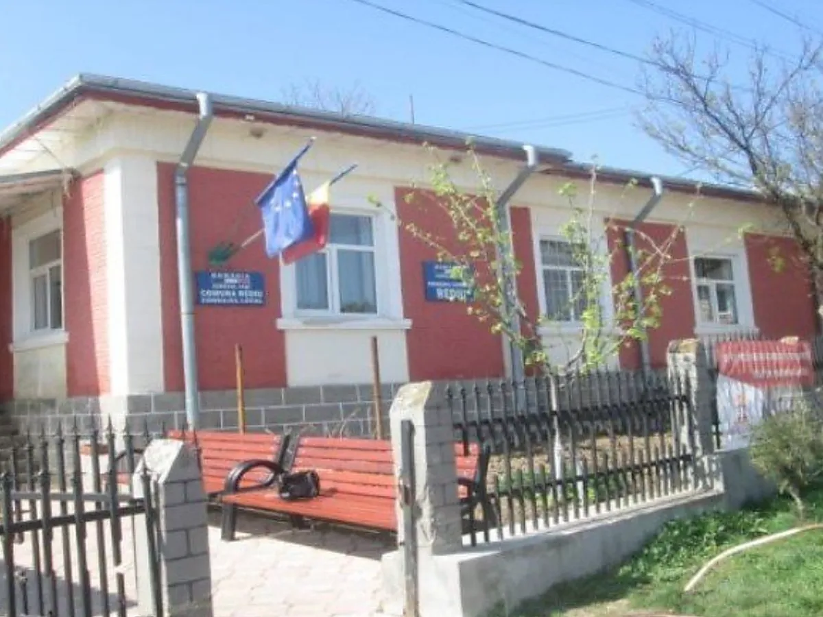 Primărie - Foto:ziaruldeiasi
