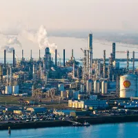 Rafinăria Shell din Moerdijk, Olanda - Foto: Profimedia Images