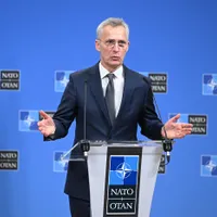 "România joacă un rol esențial în apărarea Flancului Estic al NATO", spune șeful Alianței - Foto: Profimedia images