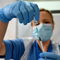 Restricţiile din Marea Britanie ar putea fi menţinute până când toţi adulţii vor fi vaccinaţi/FOTO: Getty