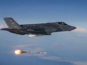 SUA dau Marii Britanii 12 avioane F-35 A și bombe nucleare tactice - Foto: Profimedia Images (imagine cu rol ilustrativ)