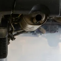 Taxa auto este contra “bolizilor cu mii de centimetri cubi”. Ce a promis România, în PNRR? - Foto: Pexels/Artem Podrez