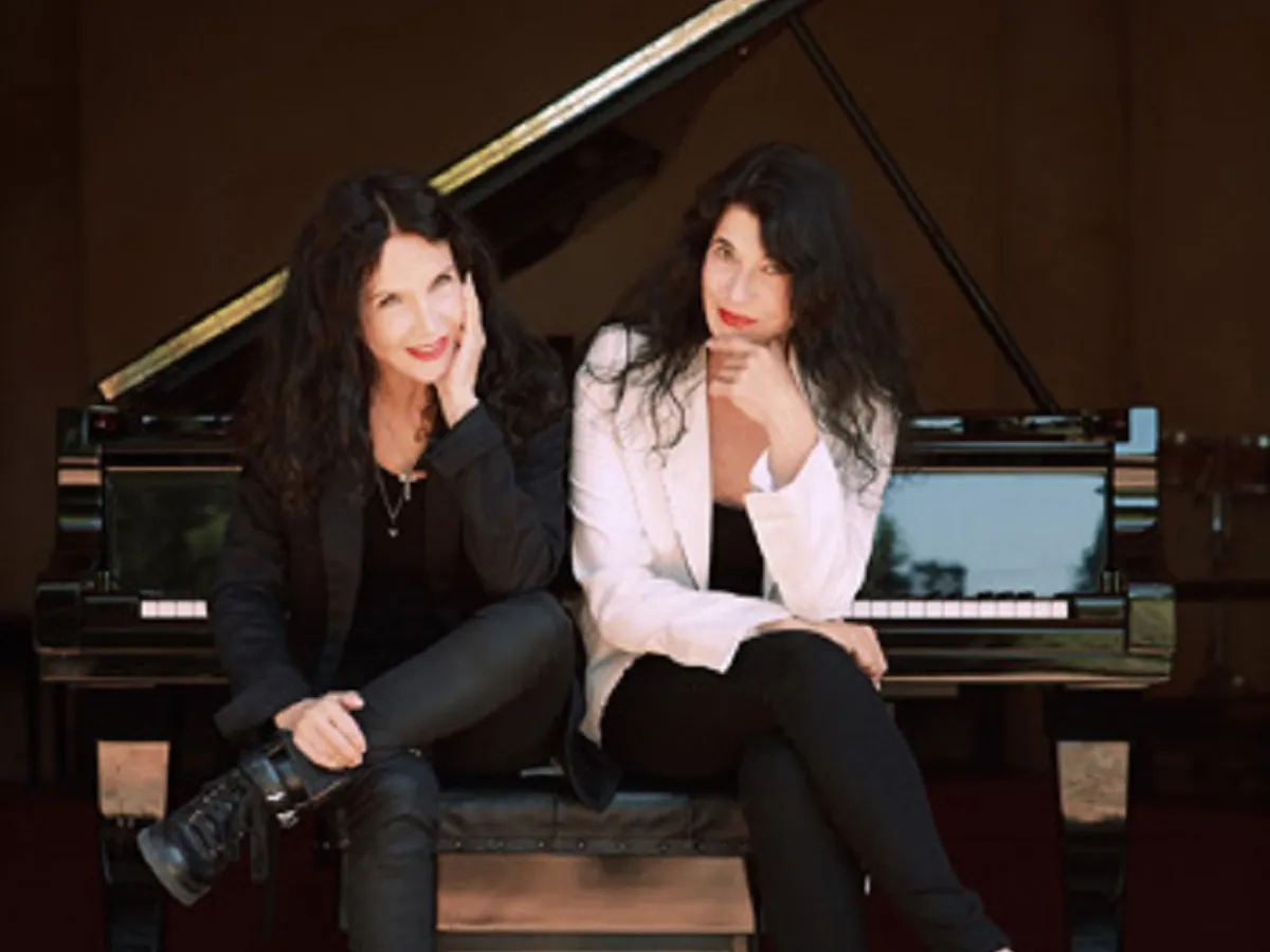 Pianistele Katia și Marielle Labèque Foto: Orchestra Filarmonică Cehă