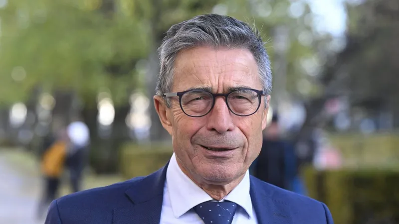 Fost șef NATO propune aderarea Ucrainei - Foto: Profimedia Images