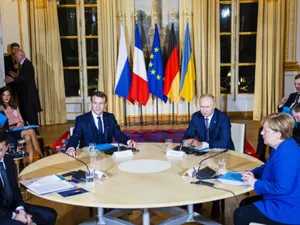 Cum au decurs primele negocieri față în față dintre Putin și Zelenski. Culisele discuțiilor în format Normandia din 2019
