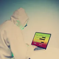 Un hacker din Cluj este anchetat de FBI într-un dosar cu o fraudă de proporții. Ce a făcut românul Foto: profimedia