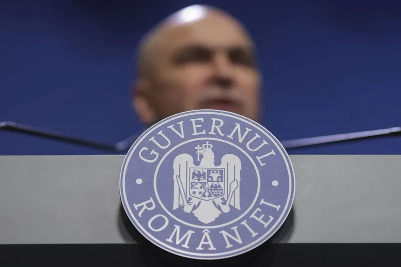 Premierul Ilie Bolojan, în conferinţă de presă, la prezentarea Pachetului 2 de reforme - Foto: INQUAM PHOTOS/Octav Ganea