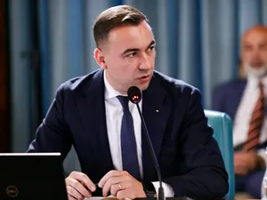 Trei soluții prin care românii vor plăti mai puțin la electricitate. Anunțul Ministrului Energiei - Foto: Facebook/Bogdan Ivan