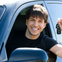 Se schimbă valabilitatea permisului auto, regulile privind alcoolul la volan, vârsta de dobândire - Foto: Freepik