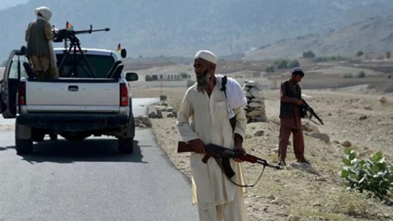 Talibanii au preluat controlul luni asupra oraşului Aibak, în nordul Afganistanului/FOTO: Aljazeera