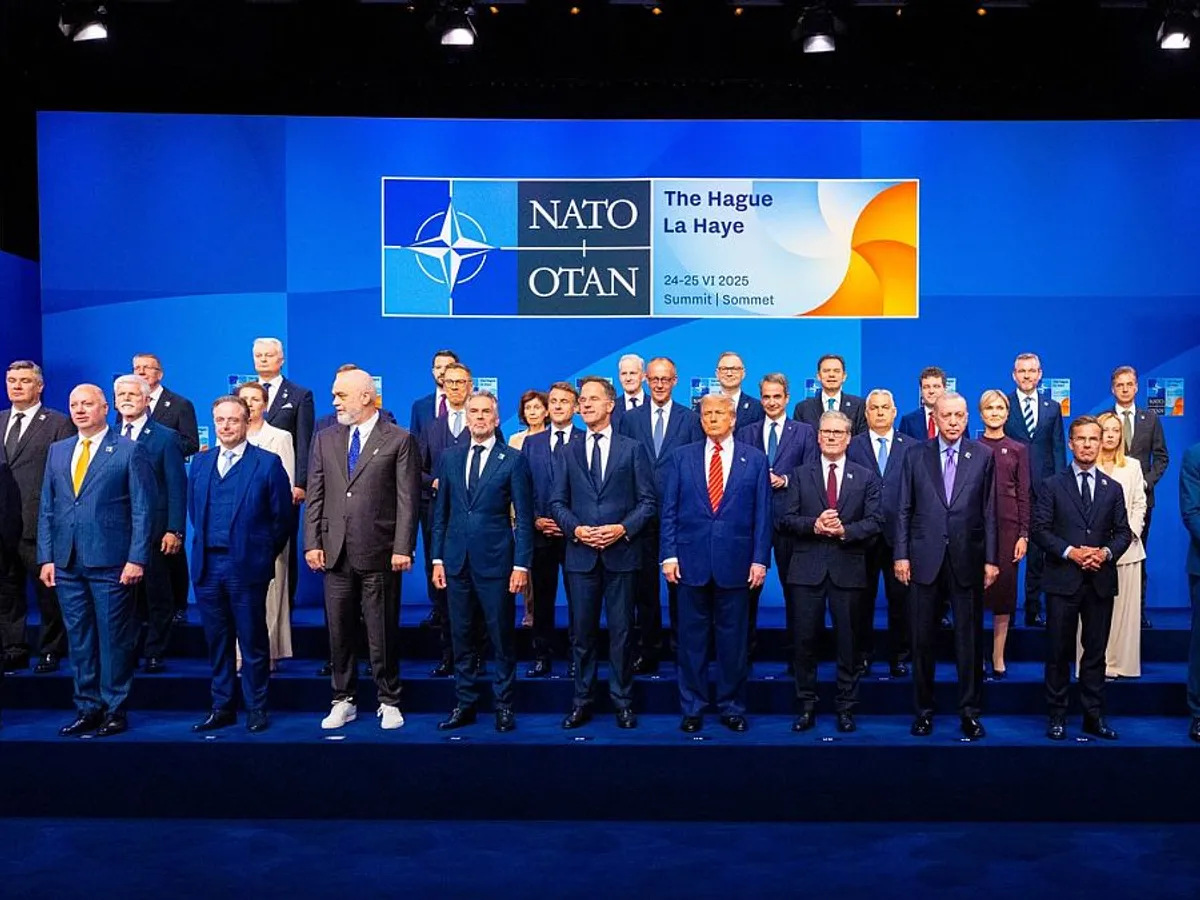 Donald Trump şi Nicuşor Dan, la Reuniunea NATO din 25 iunie - Foto: Profimedia Images
