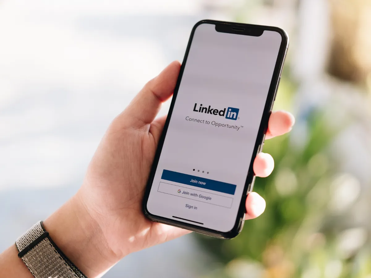 Reţeaua profesională LinkedIn - Foto: Freepik (rol ilustrativ)