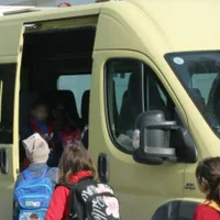 130.000 de elevi vor beneficia de decontarea navetei. / Foto: b1.ro