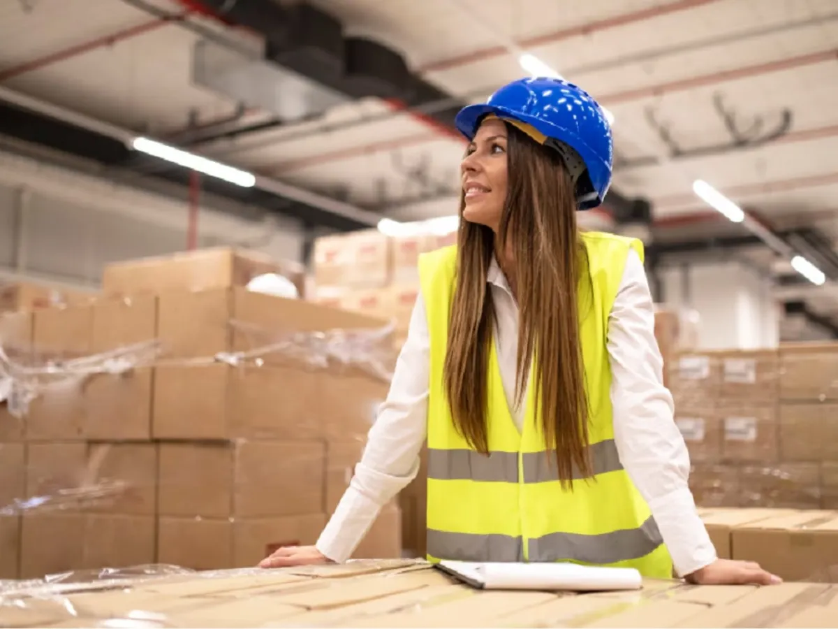 O celebră fabrică de carton cu 200 de angajați intră în faliment. Mai sunt bani de salarii doar 3 luni