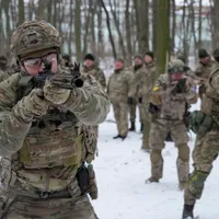 Un soldat ucrainean și-a împușcat cinci camarazi după care a fugit/FOTO:ABC7