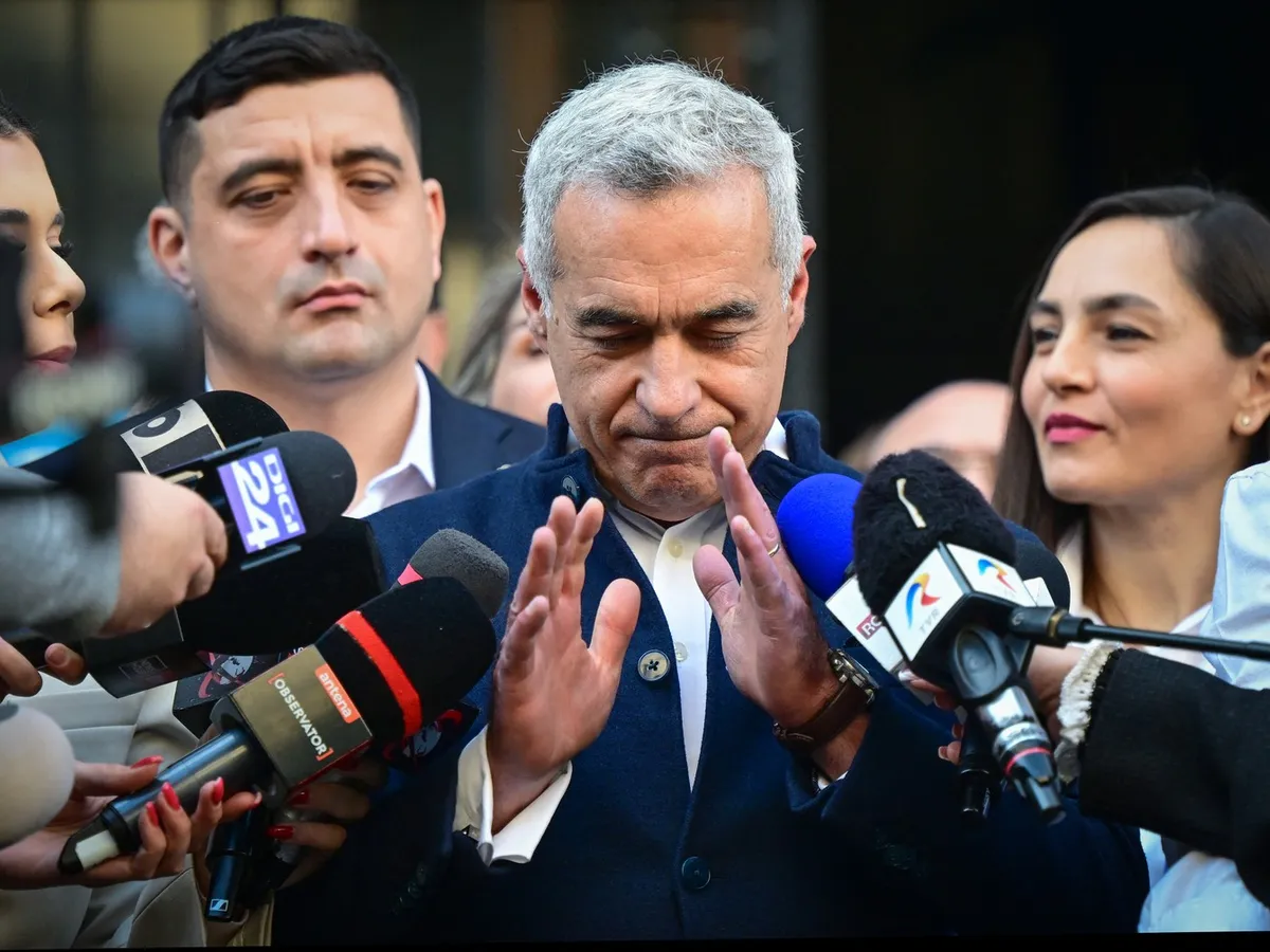 Simion, "sub papucul" lui Călin Georgescu. Cum îi minte pe alegători că va aduce înapoi "turul 2" - Foto: Profimedia images