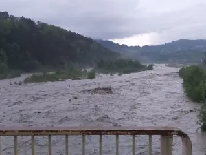 A fost emis Cod roșu de Cod roşu de inundaţii pentru râuri din judeţul Vrancea - Foto: ISU Vrancea