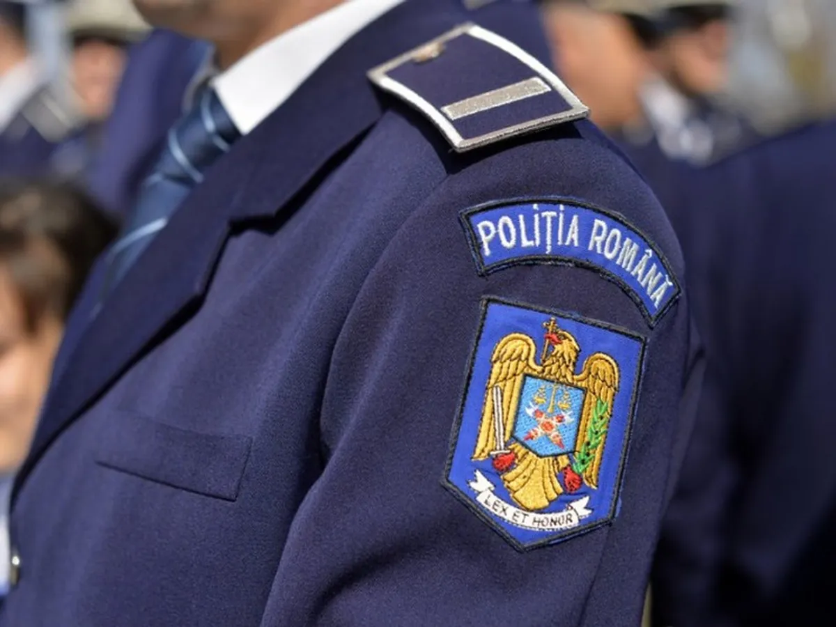 MAI nu găsește materiale pentru uniformele polițiștilor. Noile echipamente, amânate 3 luni. / Foto: sindicateuropol.ro