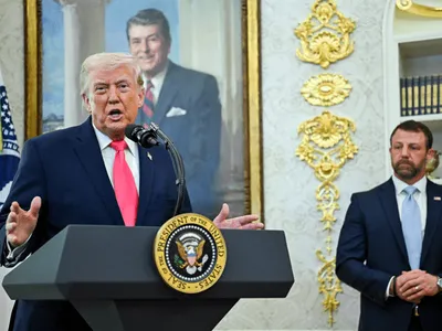 Discursul lui Trump despre războiul din Iran crește prețul petrolului: „Îi vom duce înapoi în epoca de piatră”. Niciun cuvânt despre NATO