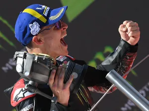 Pilotul francez Fabio Quartararo (Yamaha) a câştigat Marele Premiu al Cataloniei la MotoGP - Foto: Profimedia Images