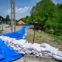 EXCLUSIV 7.450 kilometri de diguri sunt vechi de 60 de ani și nu oferă protecție contra indundaților - Foto: Profimedia Images